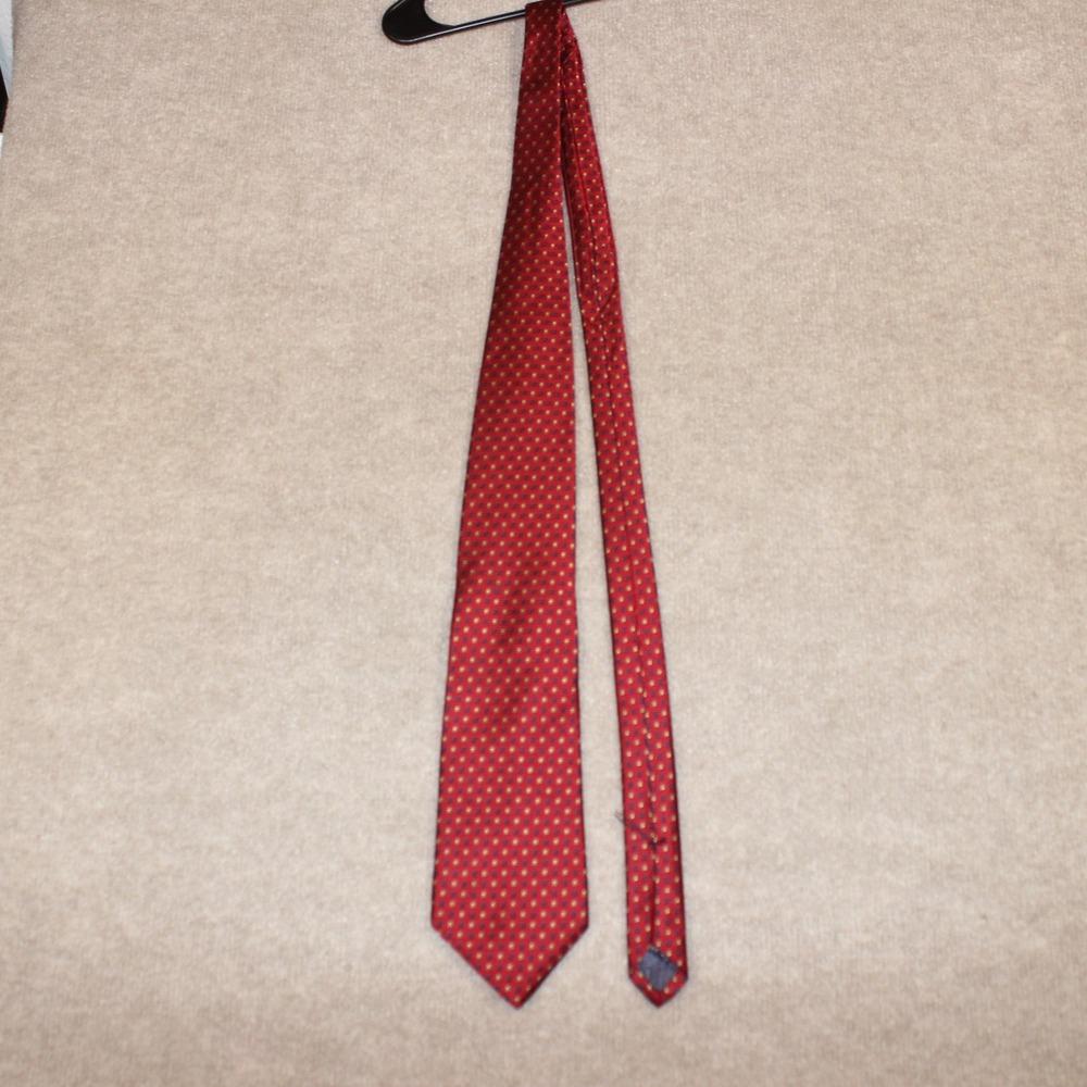 Roundtree & Yorke Mens Red Geometric Diamond Silk Handmade Necktie Tie